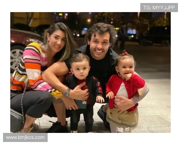 离复出又近一步，阿拉巴社媒晒自己恢复草地训练照